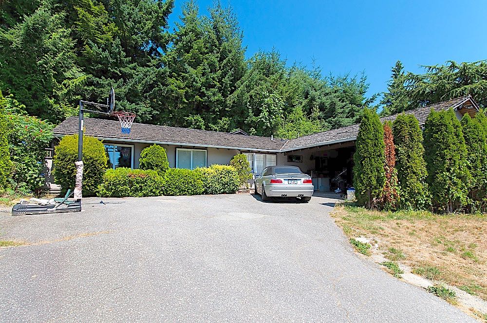 4115 Almondel Road West Vancouver
