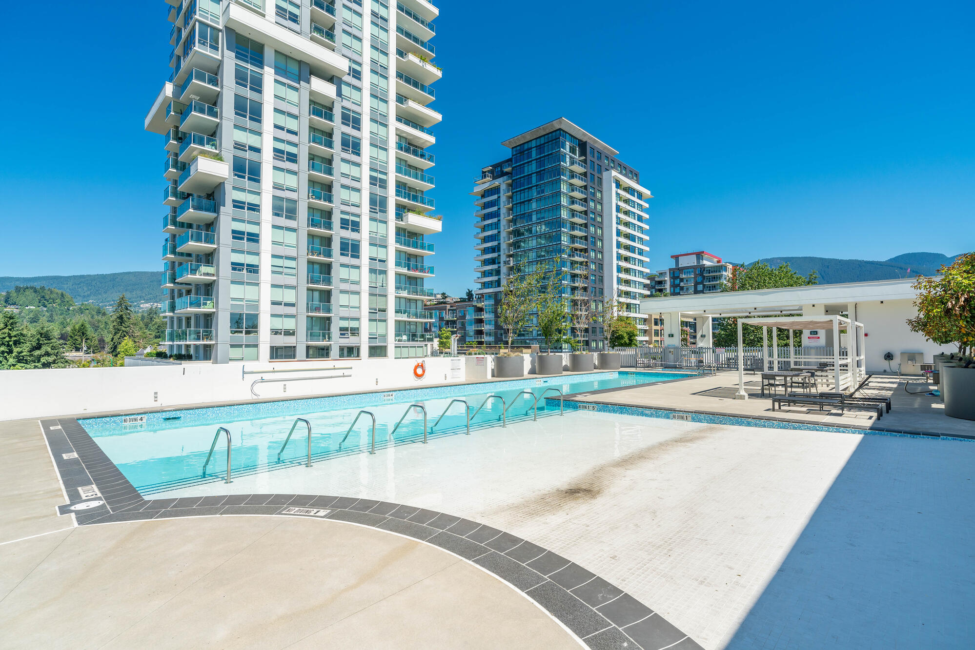 1675 Lions Gate Lane North Vancouver