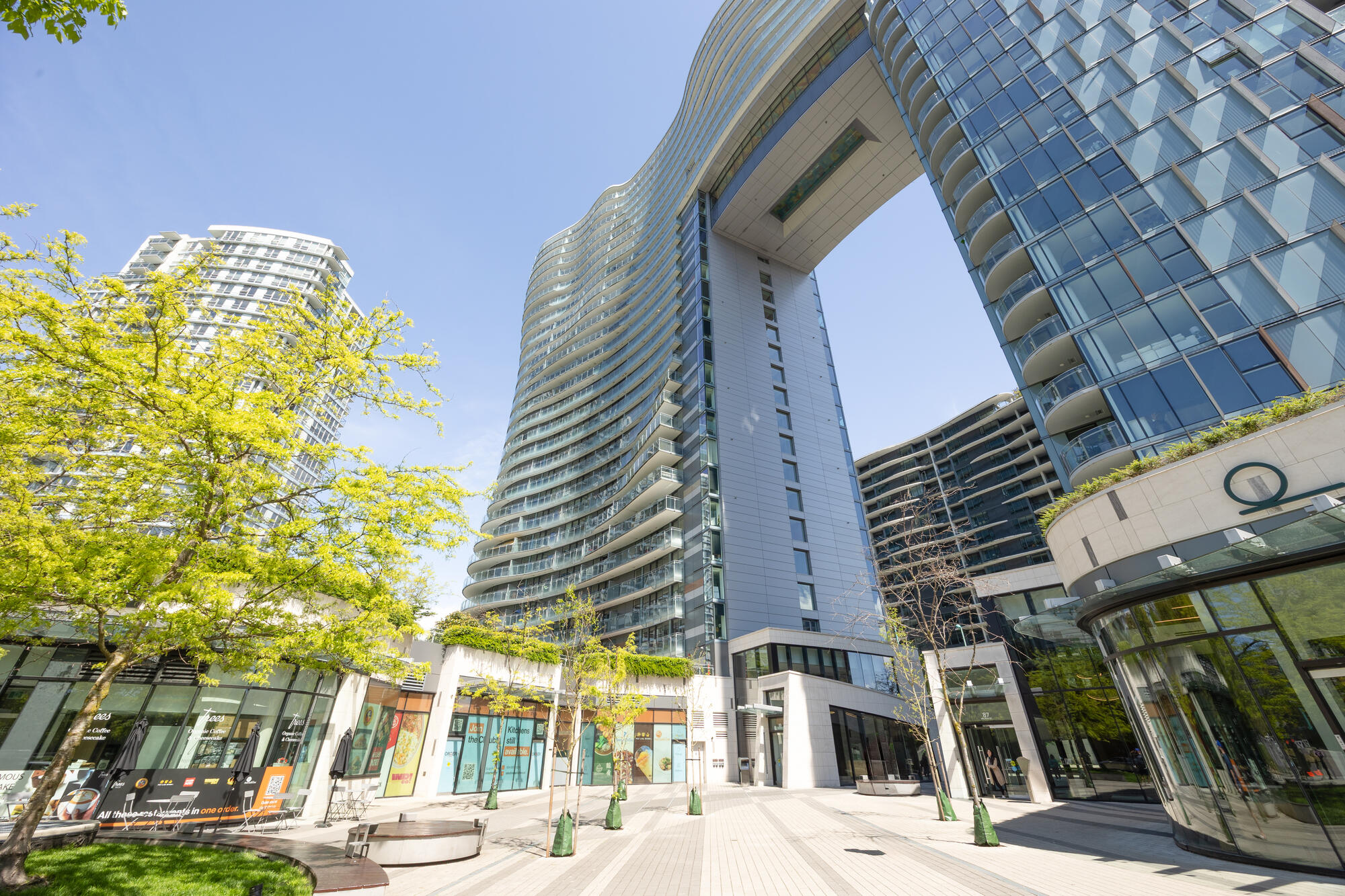 89 Nelson St Vancouver